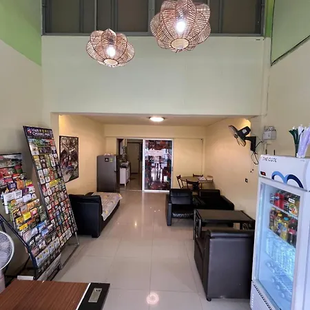City Capsule Hostel-2